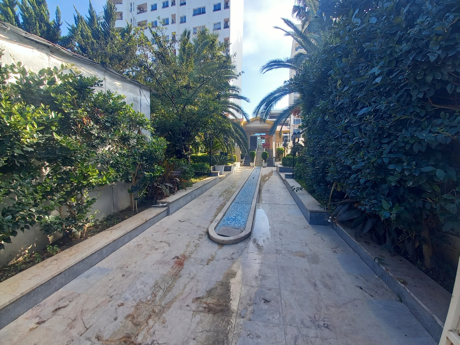 نمای ساختمان