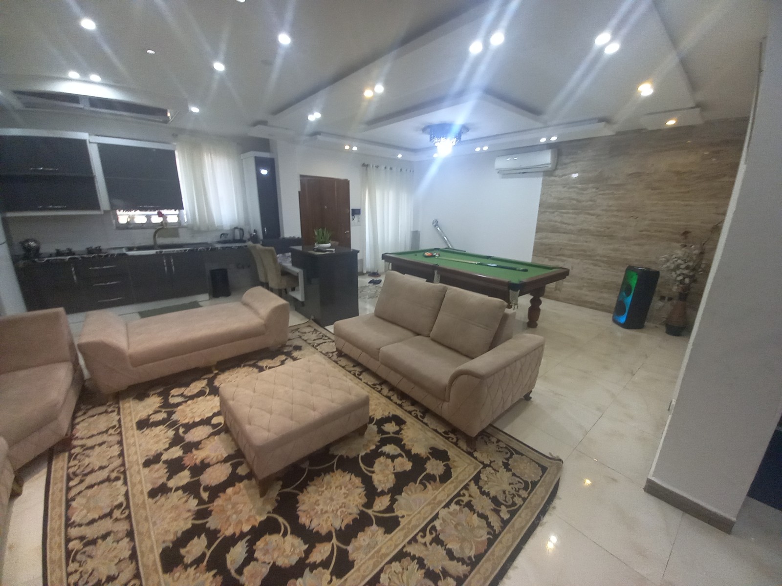 اتاق پذیرایی