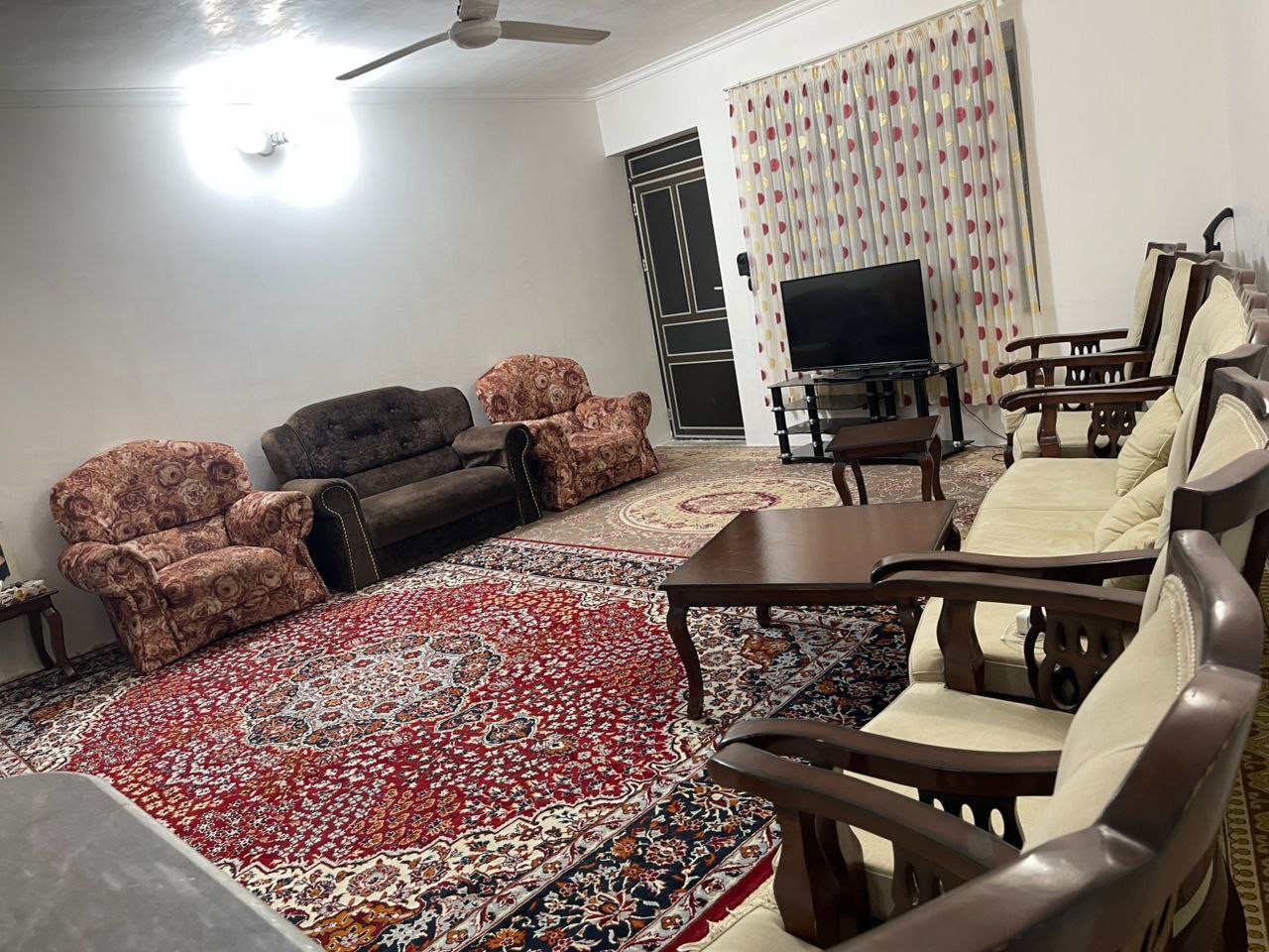 اتاق پذیرایی