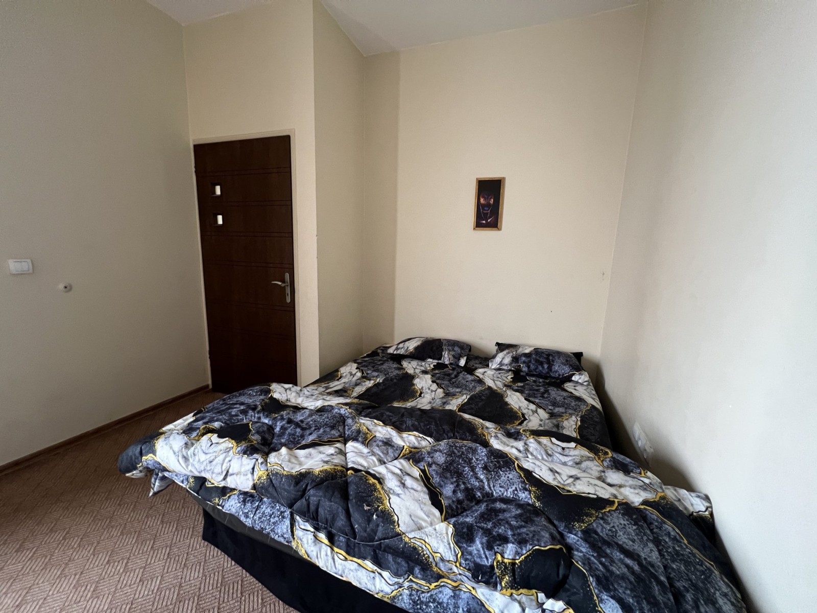 اتاق‌خواب 1