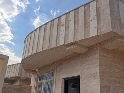 ویلای حیاط‌ دار "بازماندگان 1" در قشم