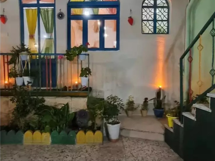 ورودی اقامتگاه