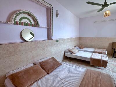 اقامتگاه بوم گردی چیل هاوس اتاق خورشید