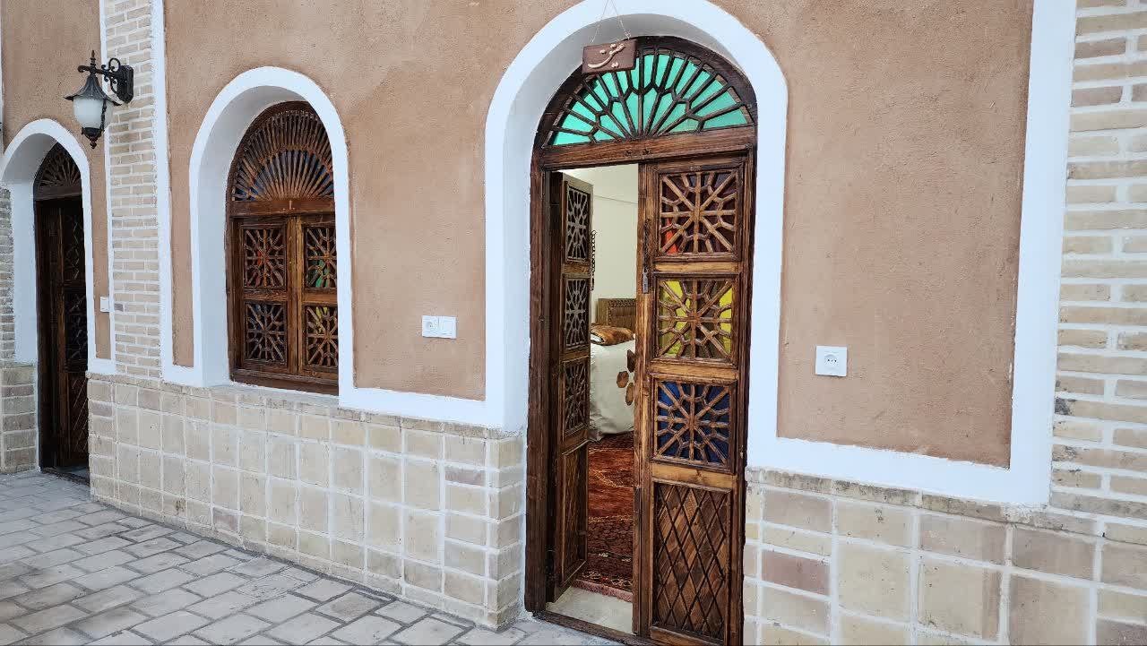 ورودی اقامتگاه