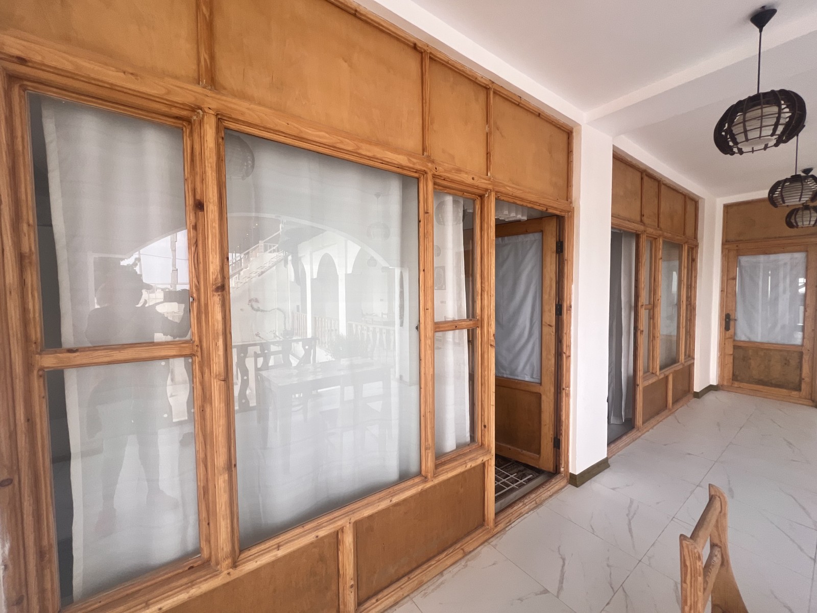 ورودی اتاق ورودی اتاق