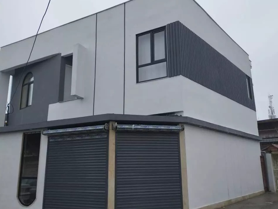 نمای ساختمان