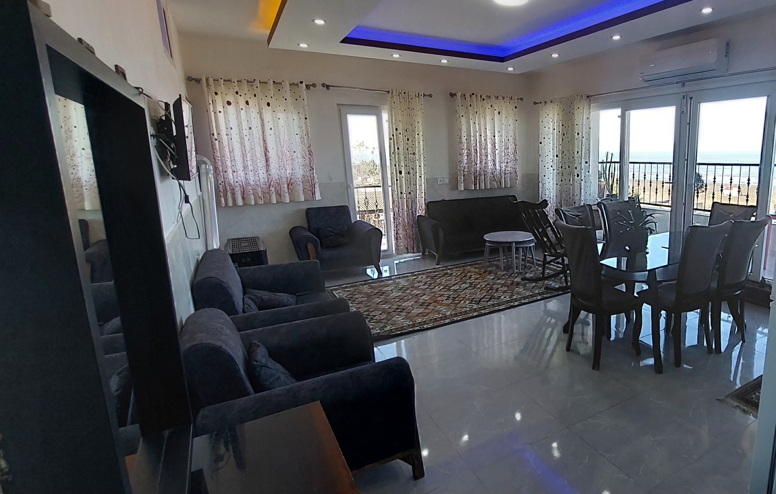 اتاق پذیرایی