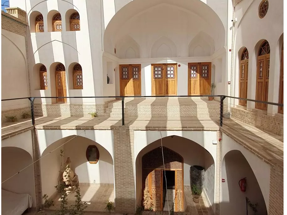 نمای ساختمان