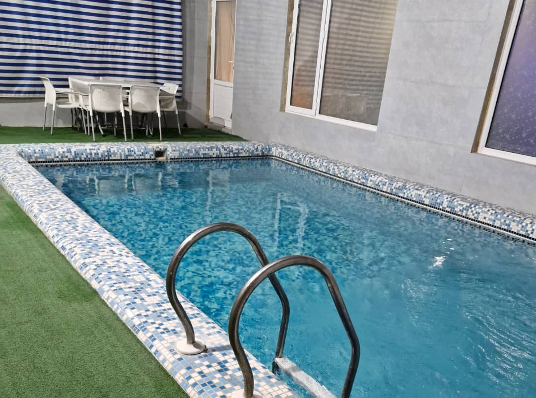 استخر استخر