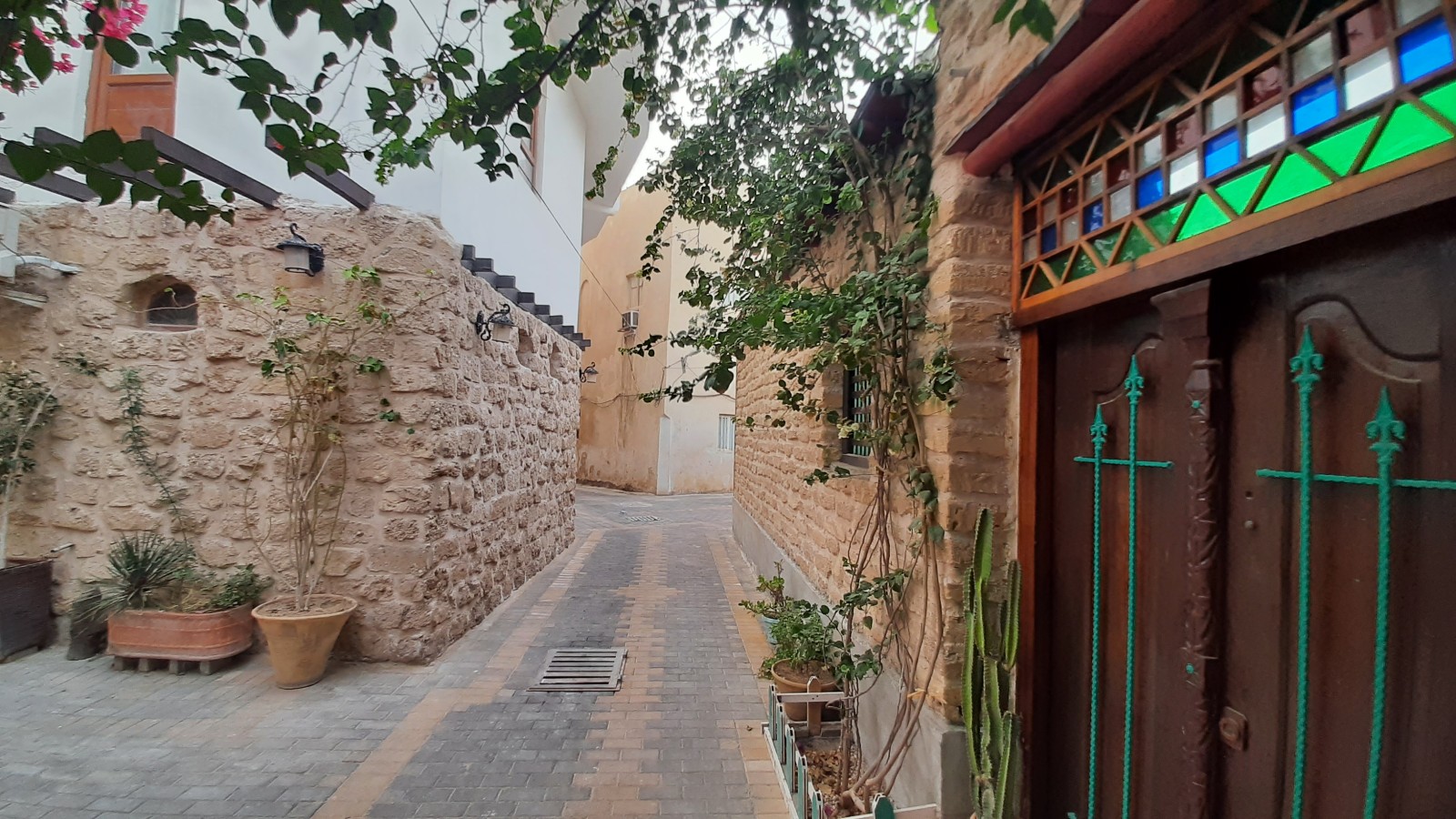 گذر سنگ فرش