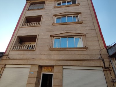 آپارتمان دو خوابه بزرگ وتمیز