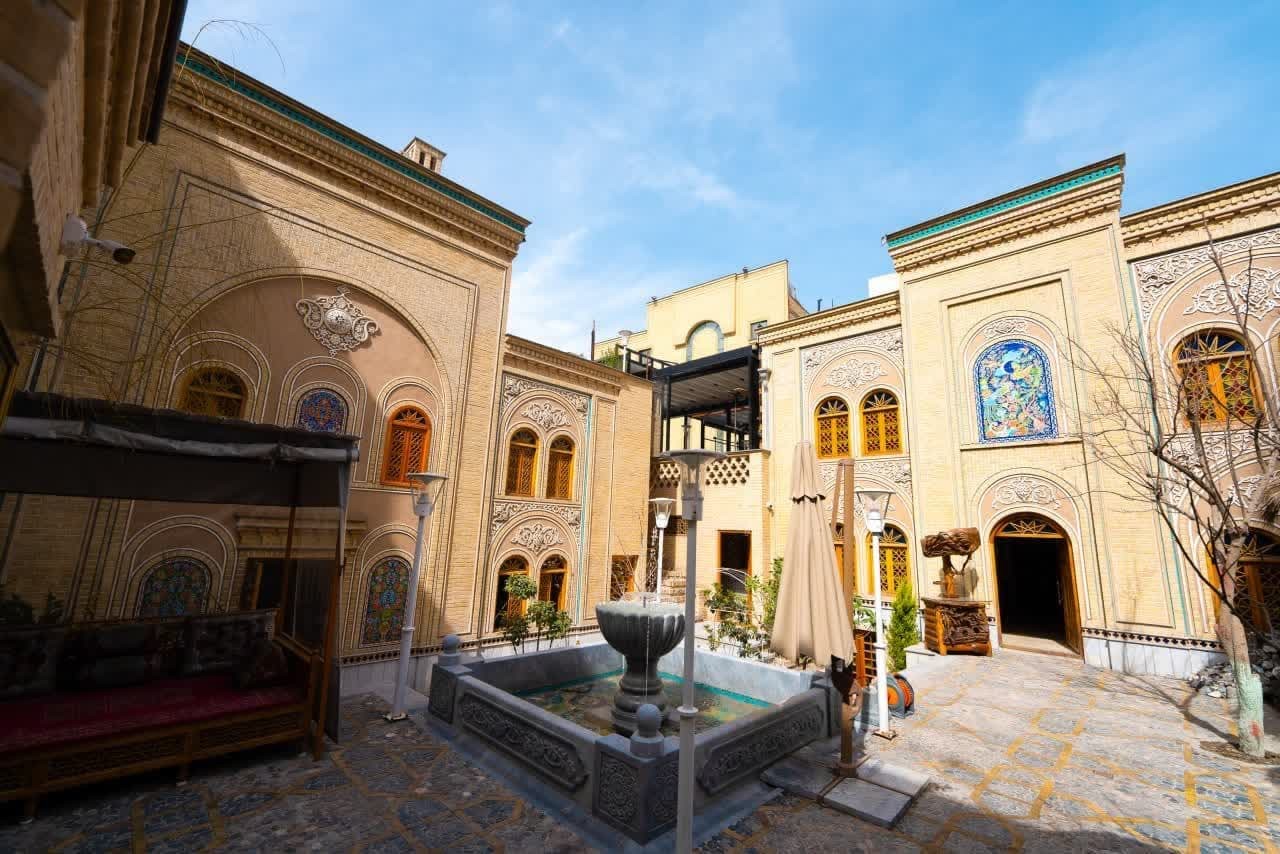 حیاط