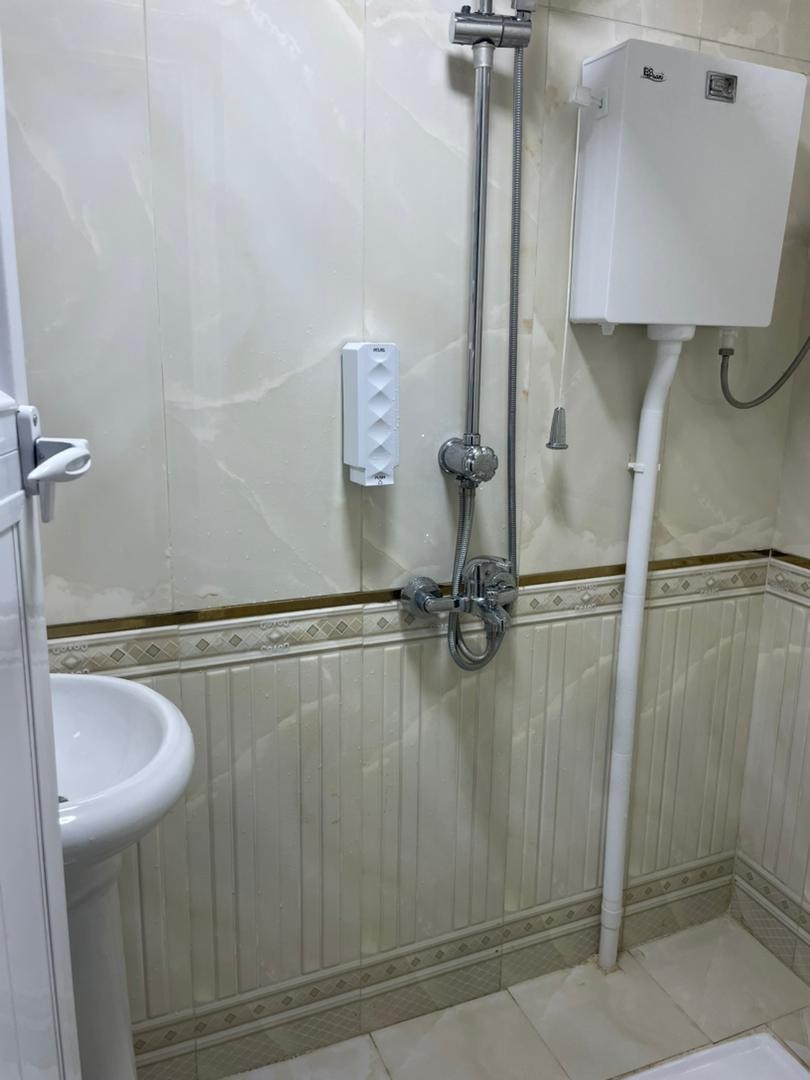 سرویس بهداشتی و حمام سرویس بهداشتی و حمام