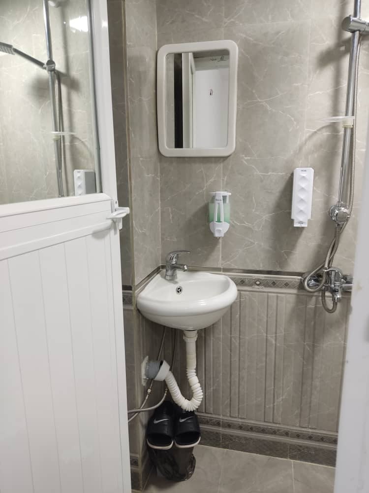 سرویس بهداشتی و حمام