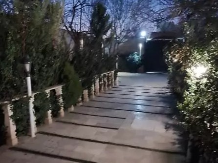 حیاط