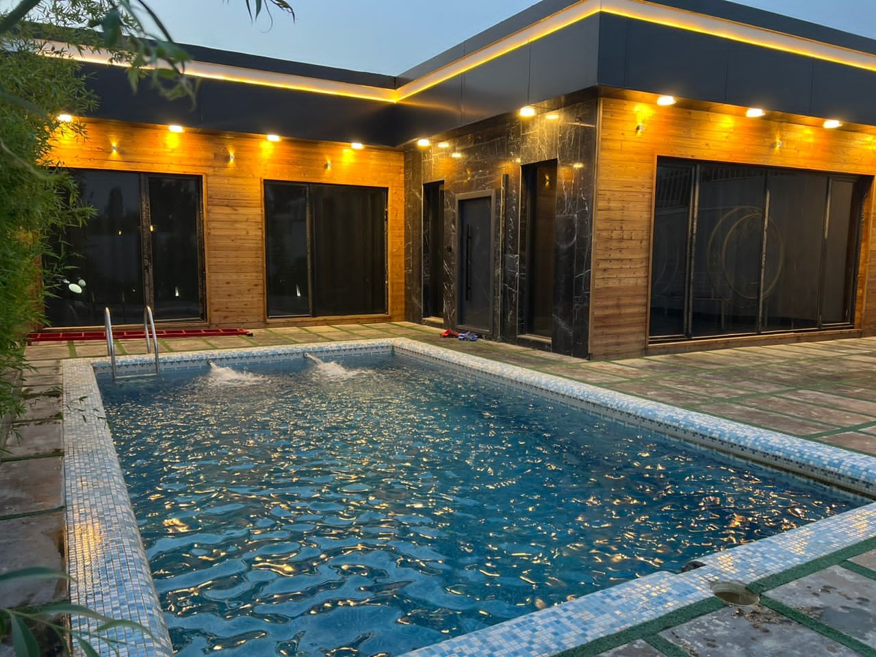 استخر استخر