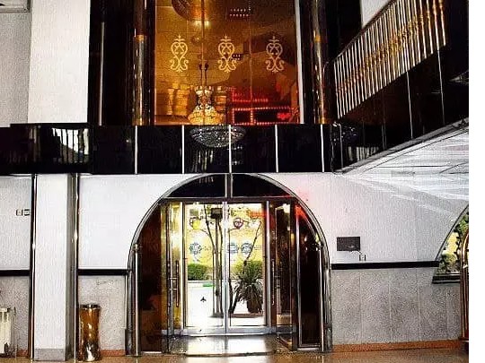 ورودی اقامتگاه