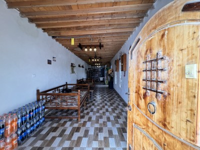 بومگردی مروارید(آلاچیق موج)