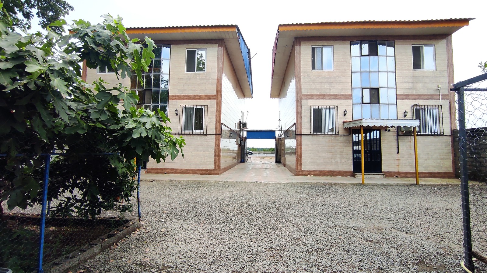 نمای ساختمان