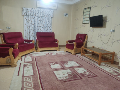 واحد مبله دو خوابه گل ریحان با پارکینگ سرپوشیده