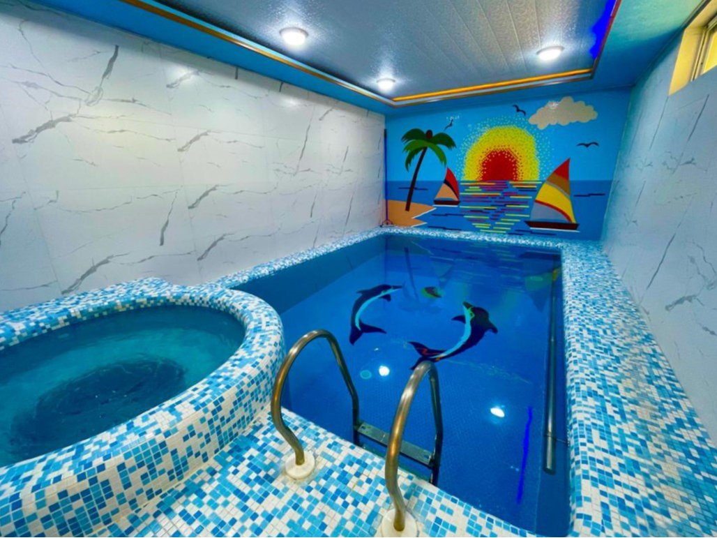 استخر و جکوزی استخر و جکوزی