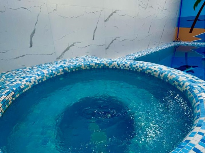 جکوزی جکوزی