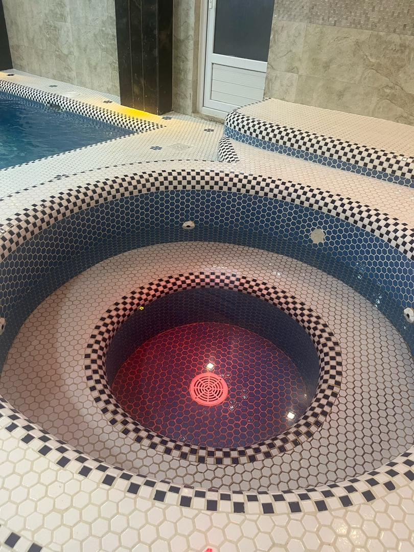 استخر استخر