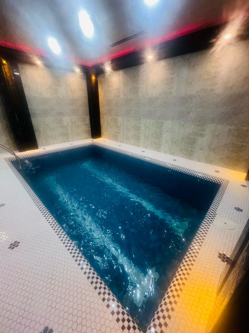 استخر استخر