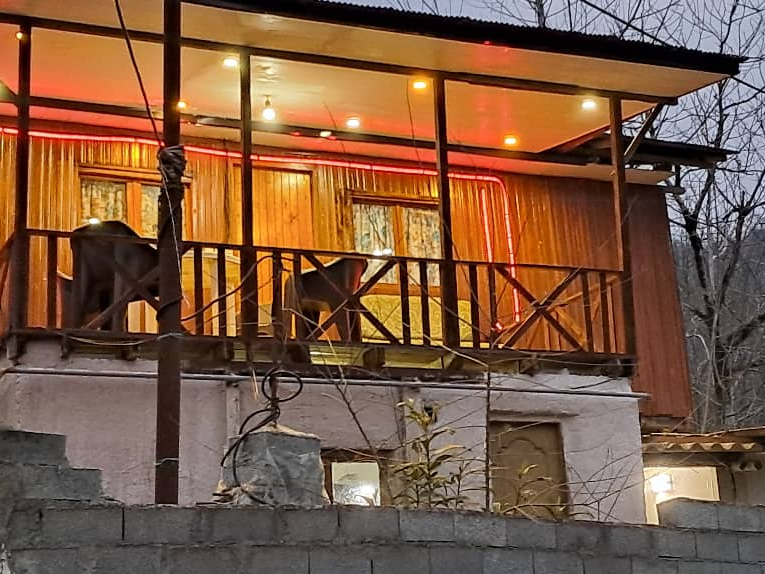 نمای بیرونی ساختمان