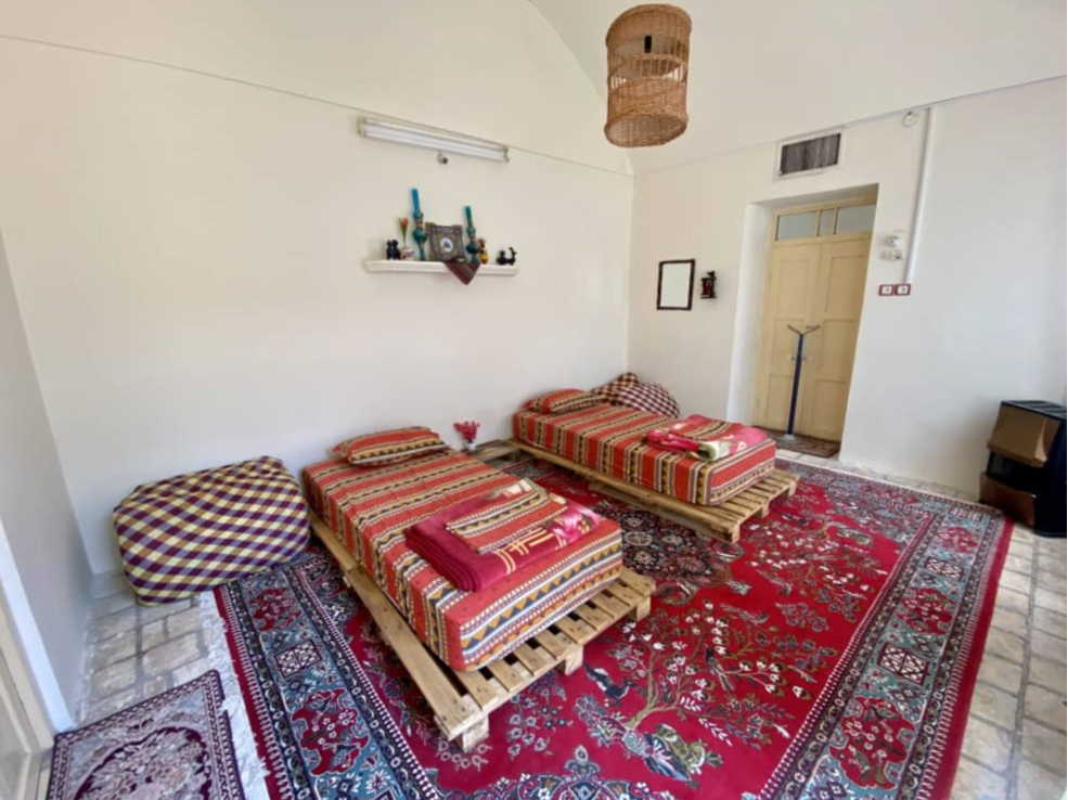 داخل "اتاق رع"