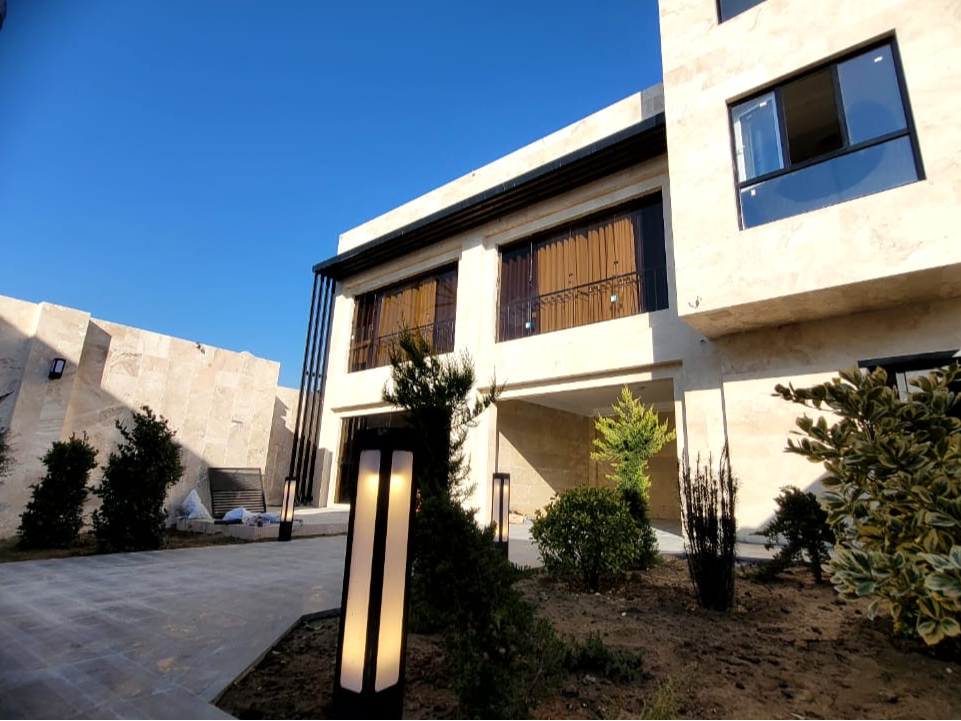 نمای بیرونی ساختمان