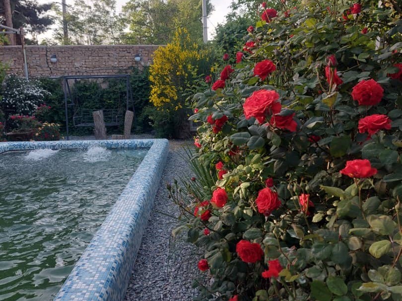 استخر استخر