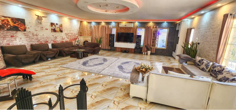 اتاق پذیرایی