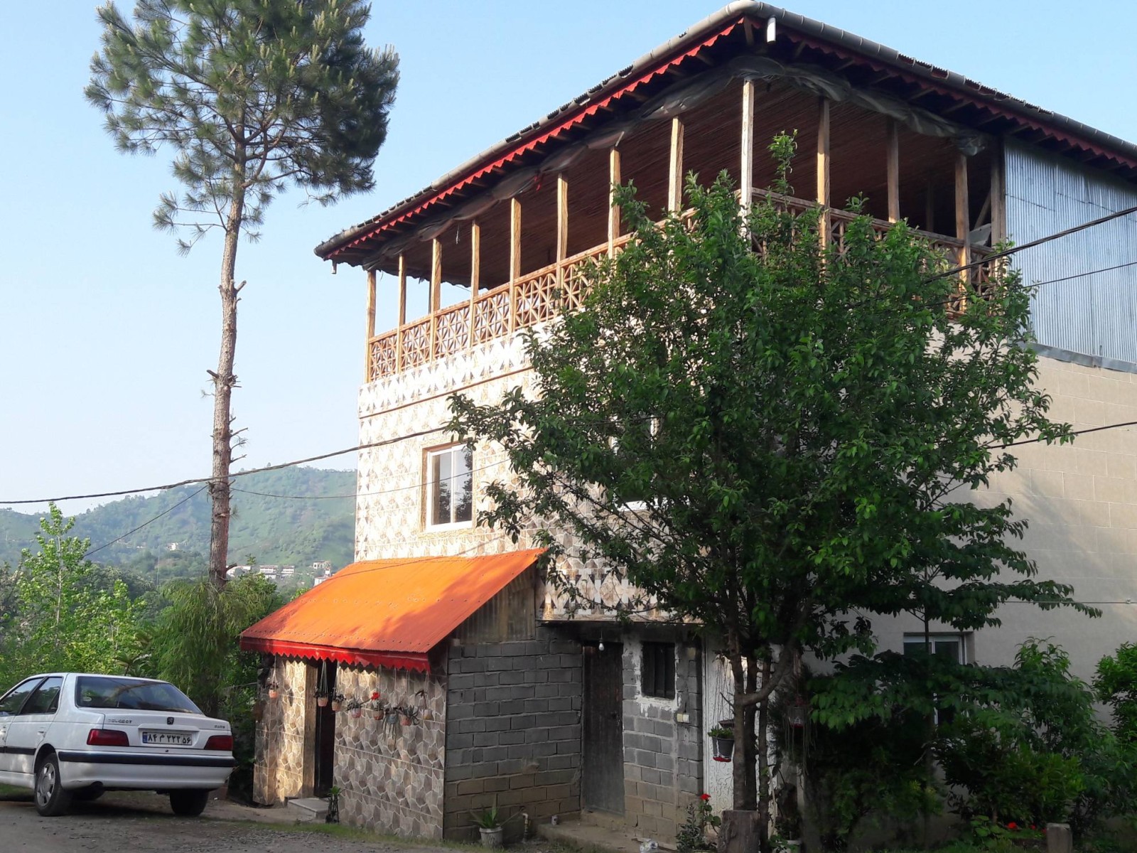 نمای بیرونی ساختمان