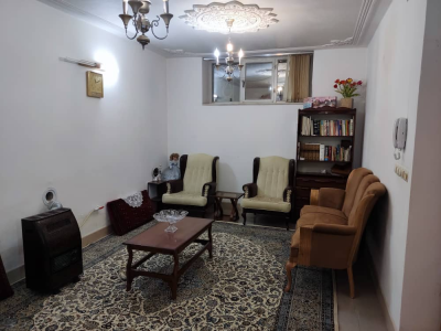 واحد آپارتمانی 1 خوابه مبله و تمیز در شهرک گلدشت