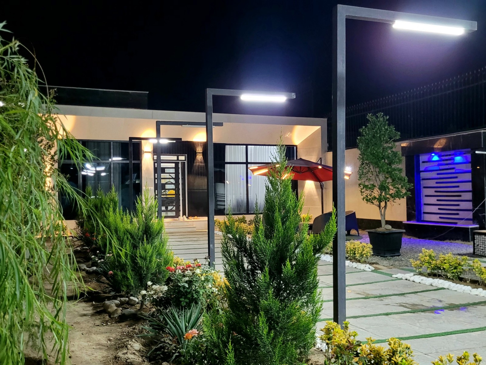 نمای بیرونی ساختمان نمای بیرونی ساختمان