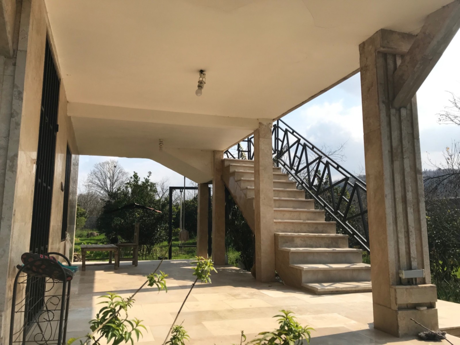 تراس همکف