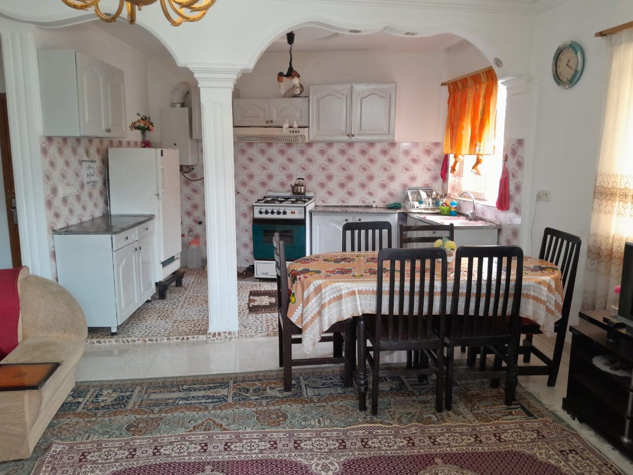 اتاق پذیرایی و آشپزخانه اتاق پذیرایی و آشپزخانه