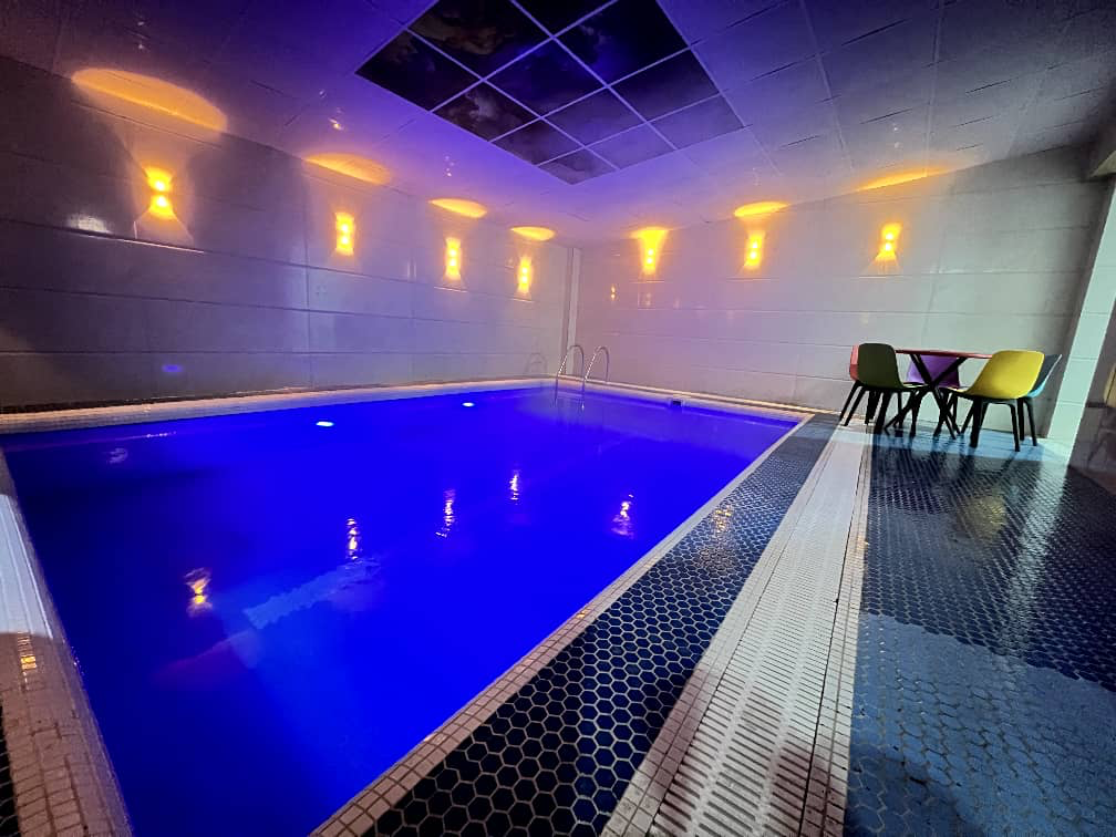 استخر استخر