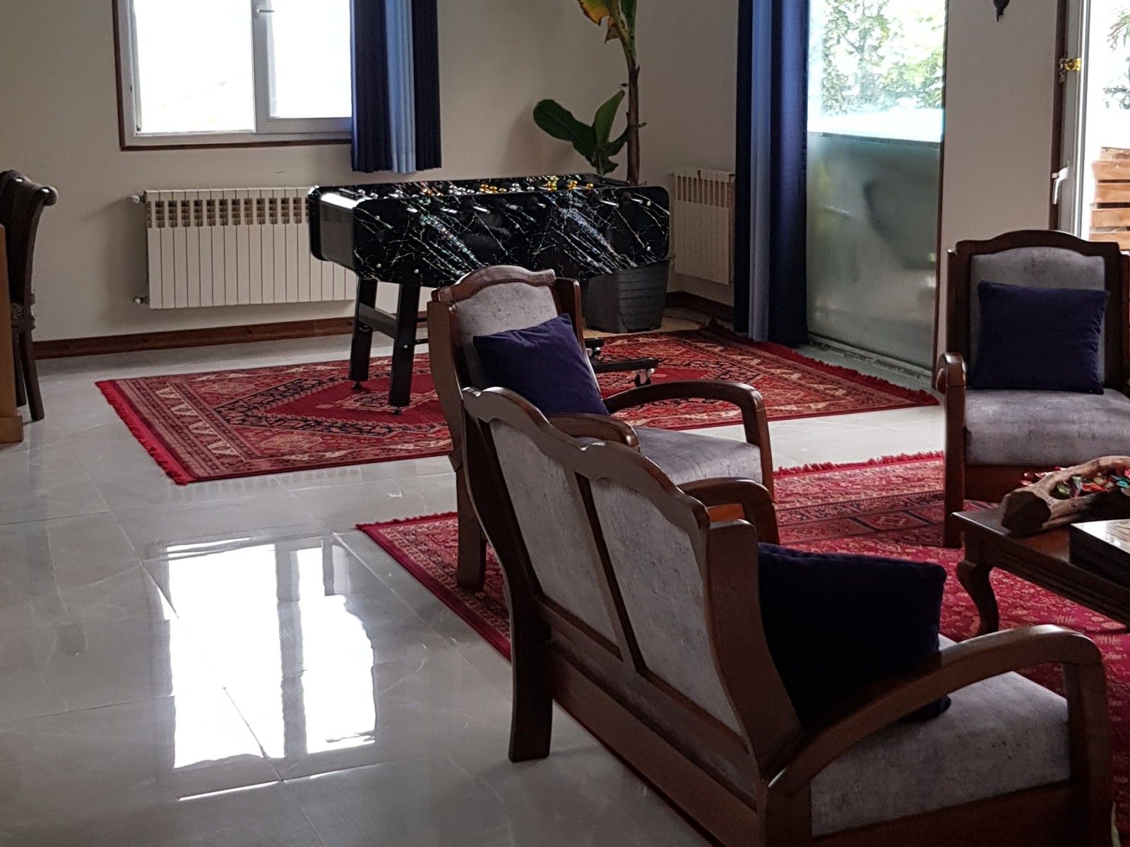 سالن پذیرایی پایین