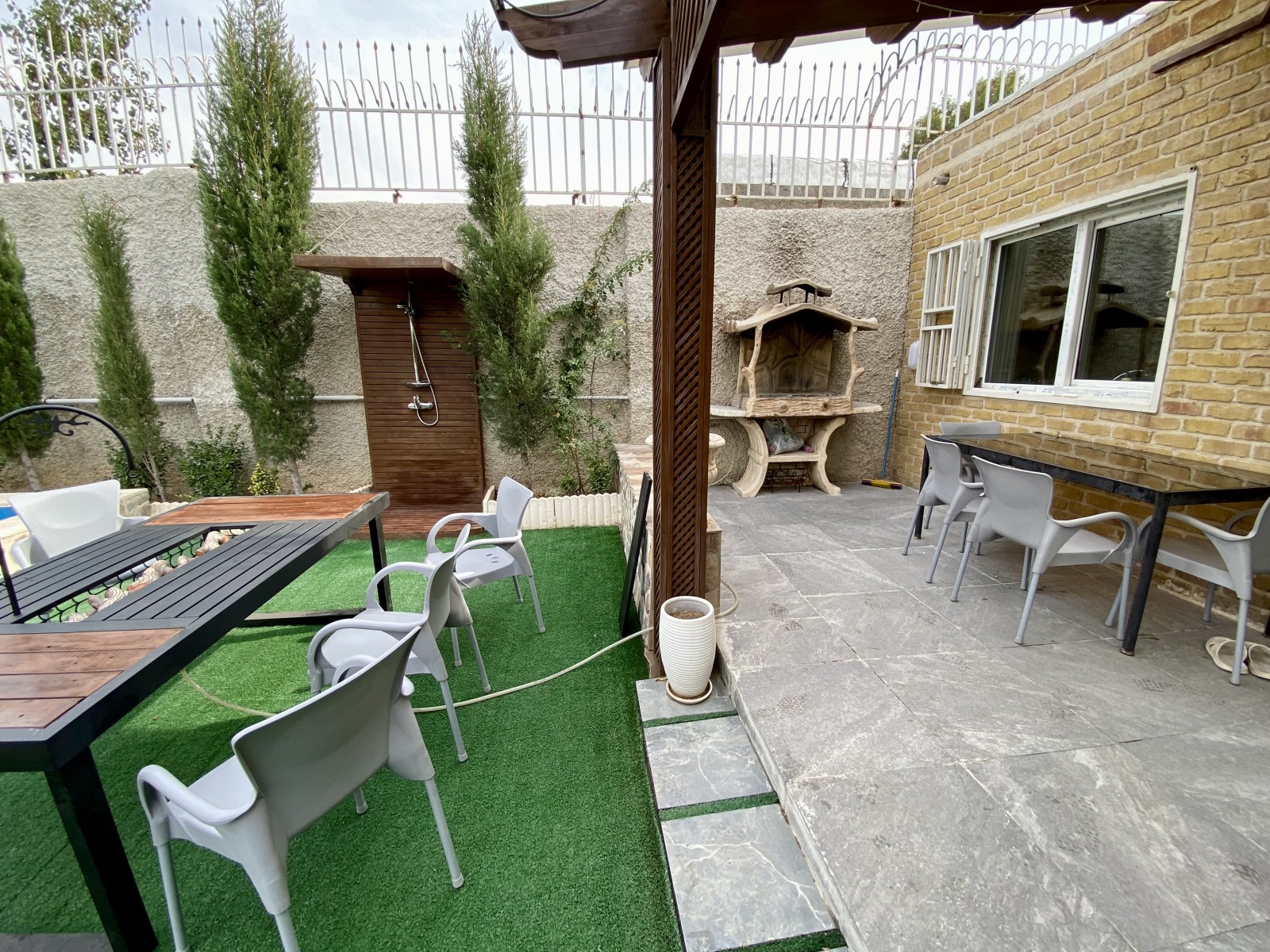 میز صندلی ۱۲ نفره
