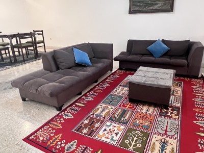 واحد دوخوابه در طبقه همکف با حیاط اختصاصی