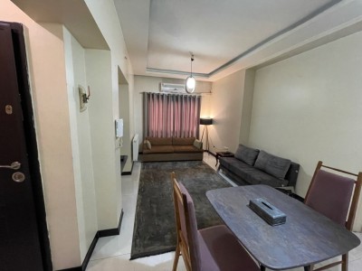 واحد تراس دار در انقلاب واحد تراس دار در انقلاب