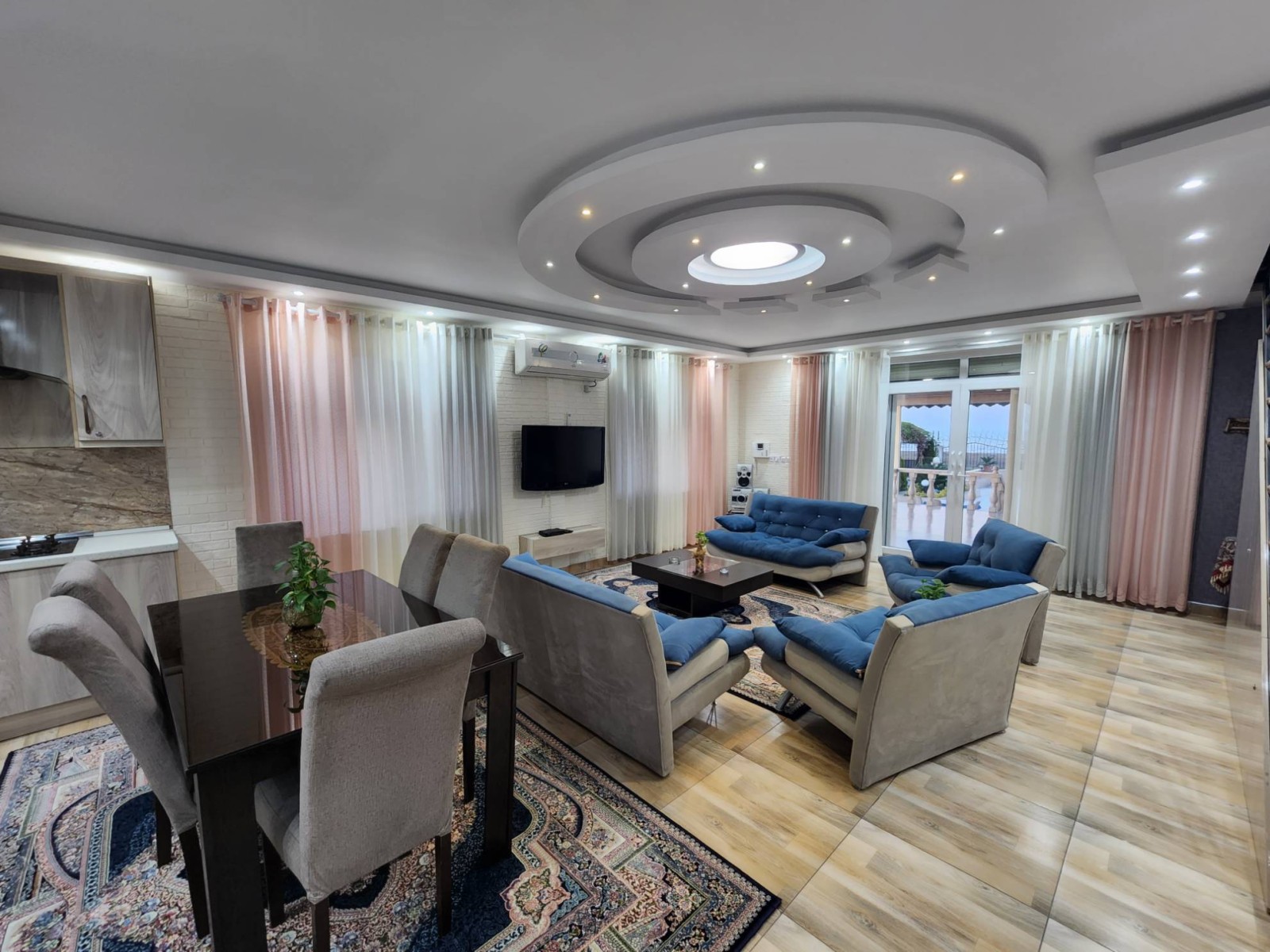 اتاق پذیرایی