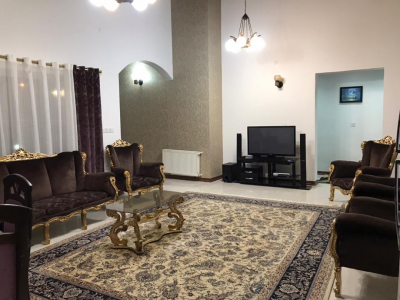 ویلای دو خواب دارای استخر سرپوشیده ویلای دو خواب دارای استخر سرپوشیده