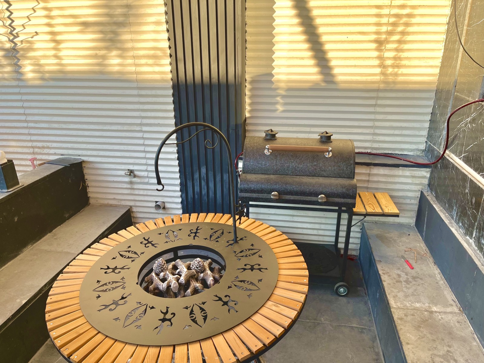 الاچیق اتشدان گازی و باربیکیو الاچیق اتشدان گازی و باربیکیو