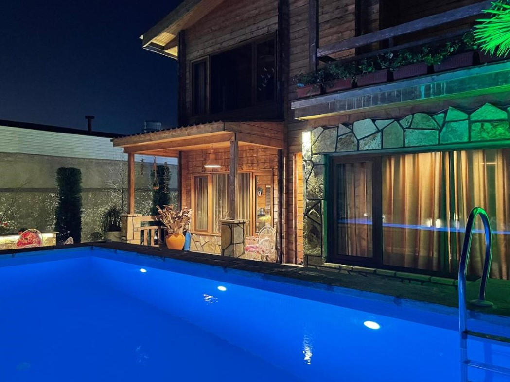 استخر استخر