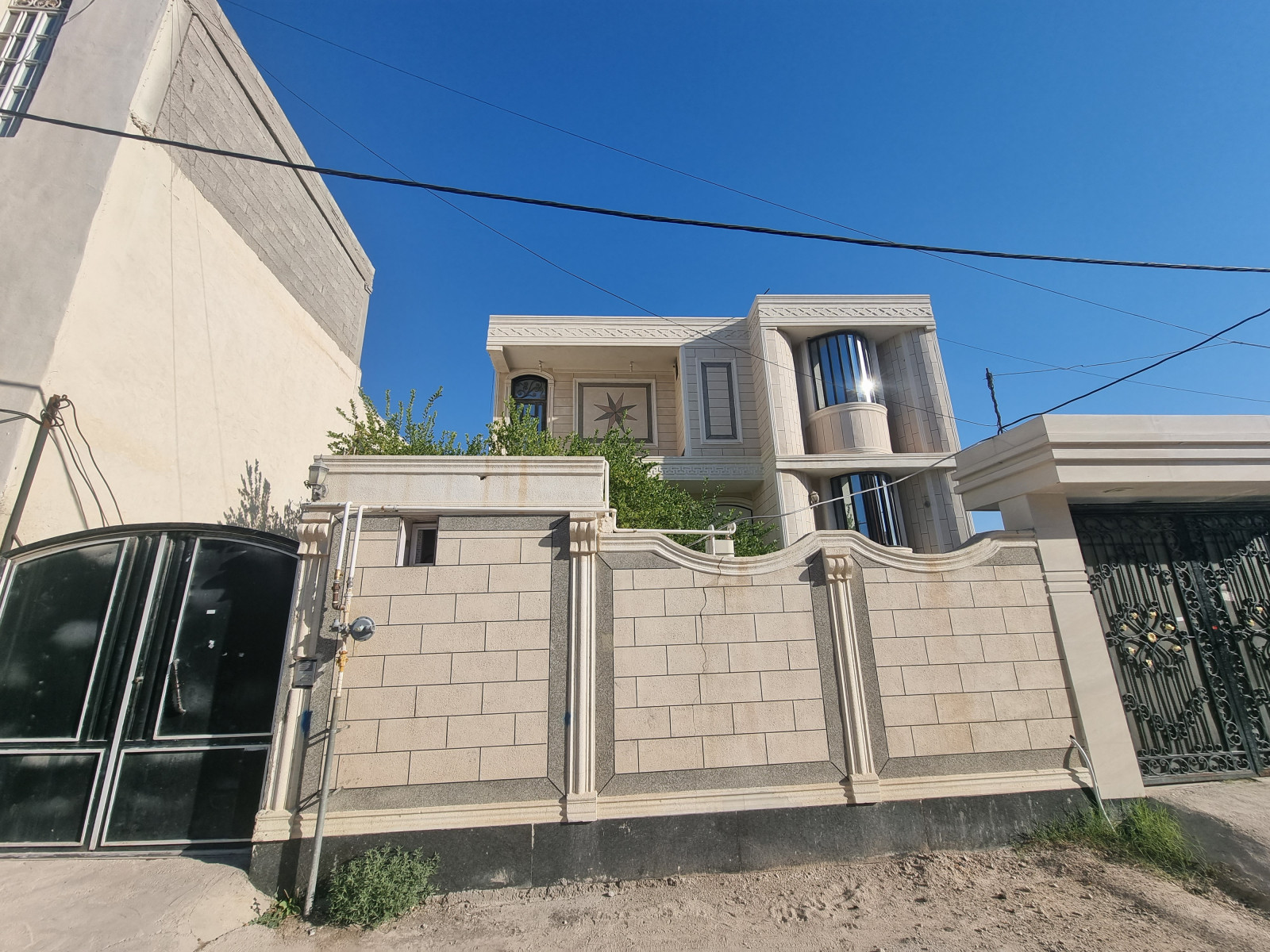 نمای لوکس ساختمان