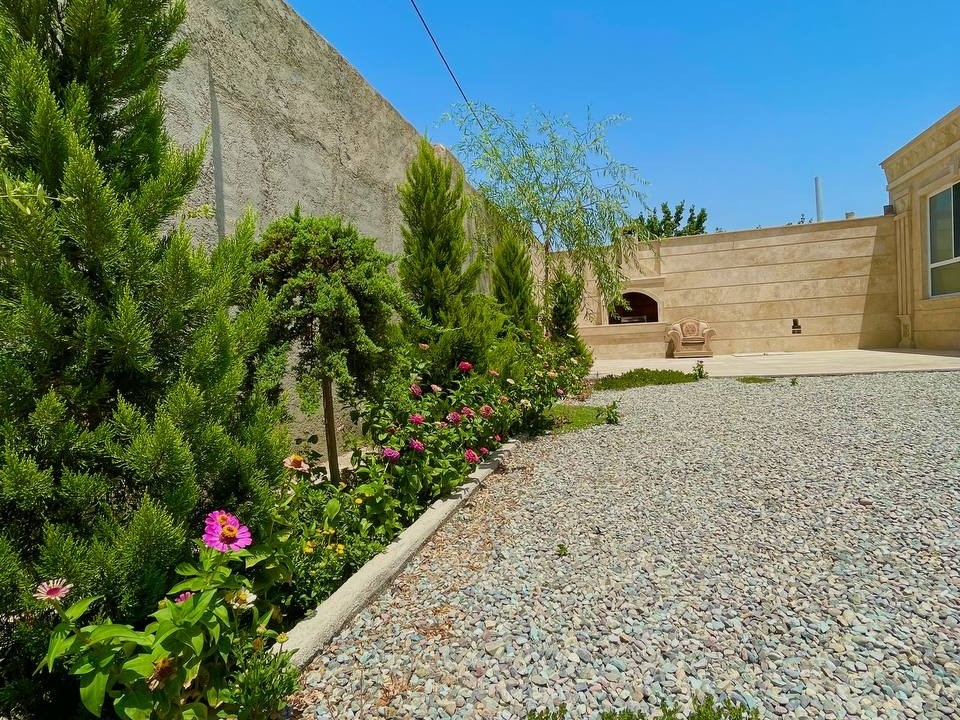 نمای بیرونی ساختمان