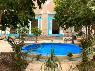 مجموعه بومگردی سرای اوروزا "اتاق در"